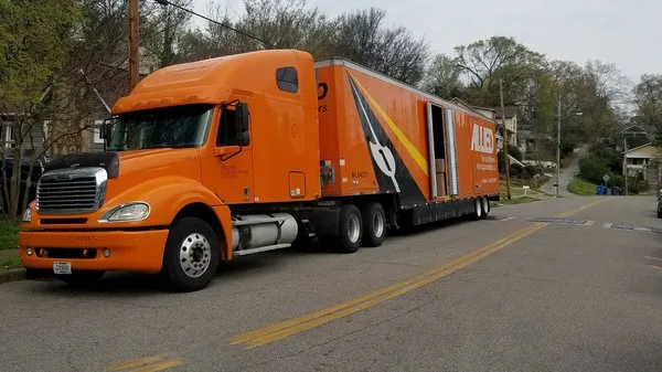 Fox Hollow Movers LLC