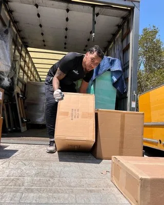 Frenchy Helping Hands LLC photo 2