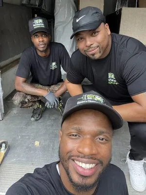 Movers And Cleanout Crew INC