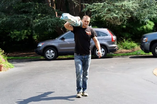 Maxi Moving INC