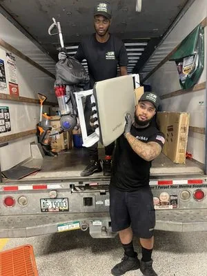 Movers And Cleanout Crew INC