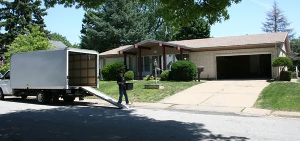 Family Movers LLC