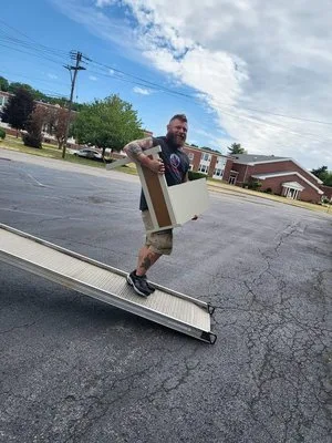 Advanced Moving 716 LLC