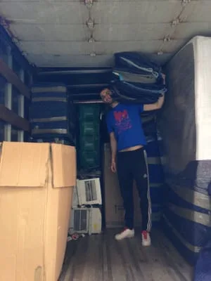 Modena Moving photo 5
